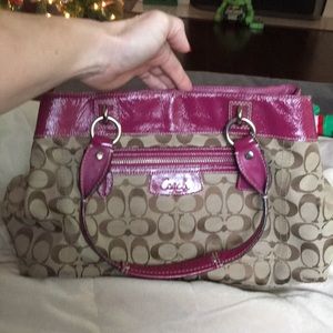 💰2 hour wine SALE🍷(I’m drinking wine, you win.)